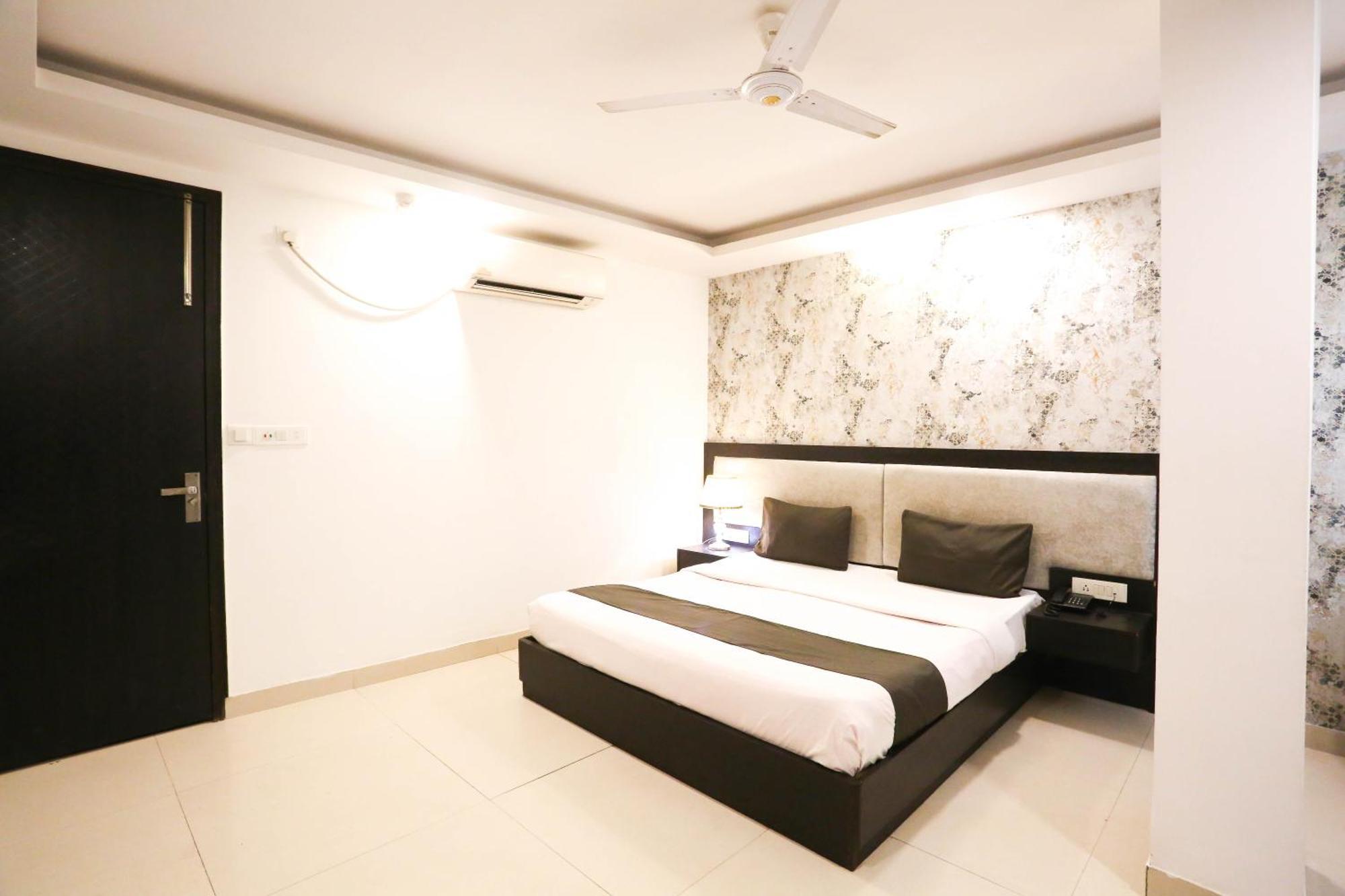 Hotel Aashiyana ניו דלהי מראה חיצוני תמונה