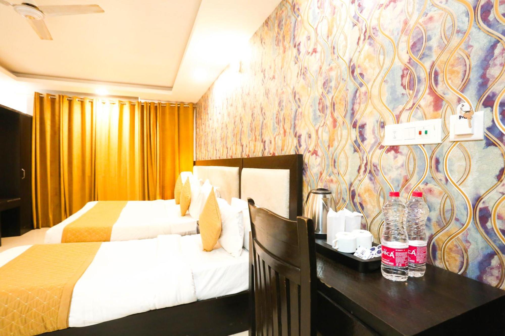 Hotel Aashiyana ניו דלהי מראה חיצוני תמונה